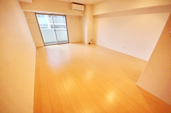 ジェイ・エス・ティ横浜東の物件内観写真